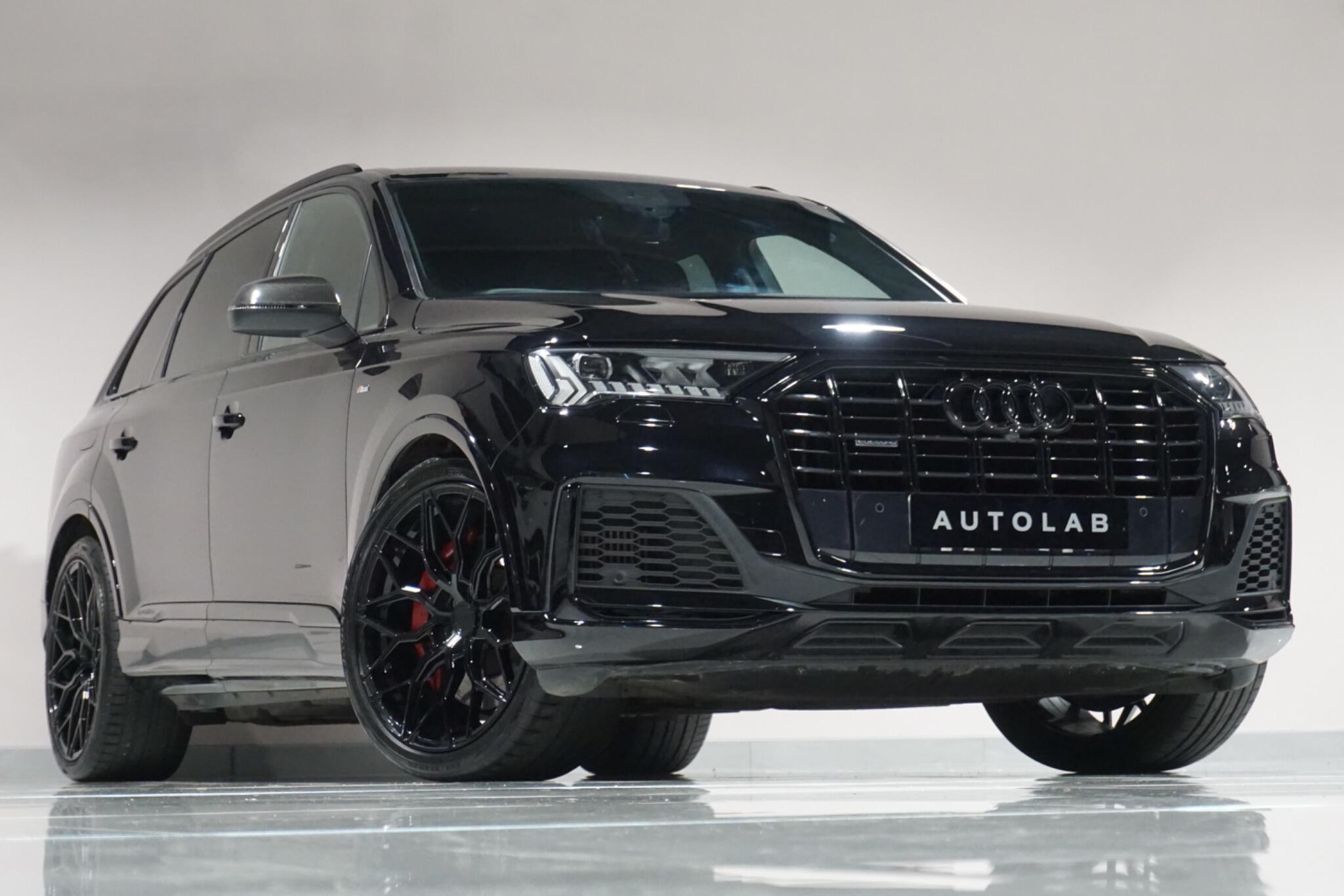 Audi Q7 3.0 TFSIe V6 55 S line SUV 5dr Petrol Plug-in Hybrid Tiptronic quattro Euro 6 (s/s) 17.9kWh (381 ps)